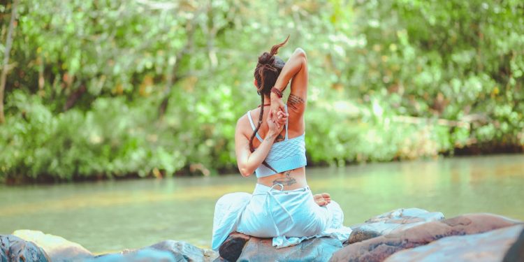 Mindfulness Meditation: Techniques and Benefits for Everyday Life