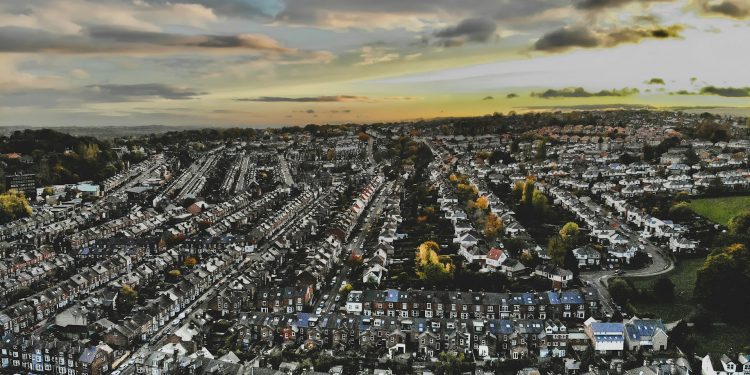 Moving from Leeds to Sheffield – Simplify Your Move